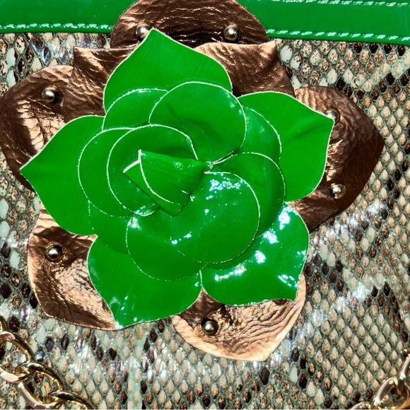 Sharif Green Snakeskin Print Crossbody Purse Chain Handbag Unique Designer - Picture 5 of 12